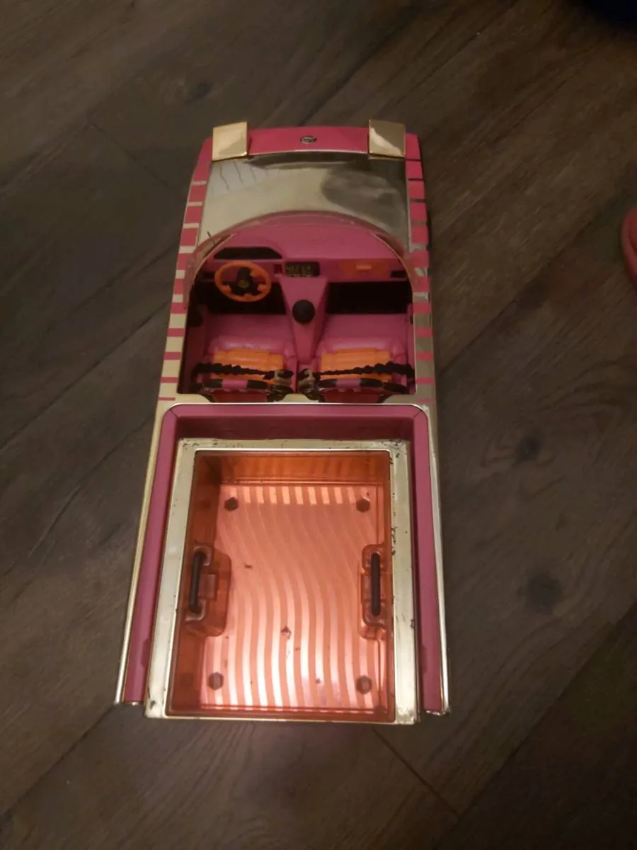 LOL Car - Image 3