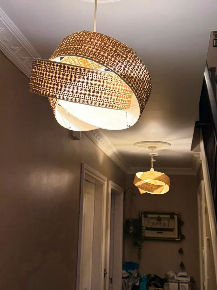 Set of 4 Matching Lamps – 60 euro - Image 1