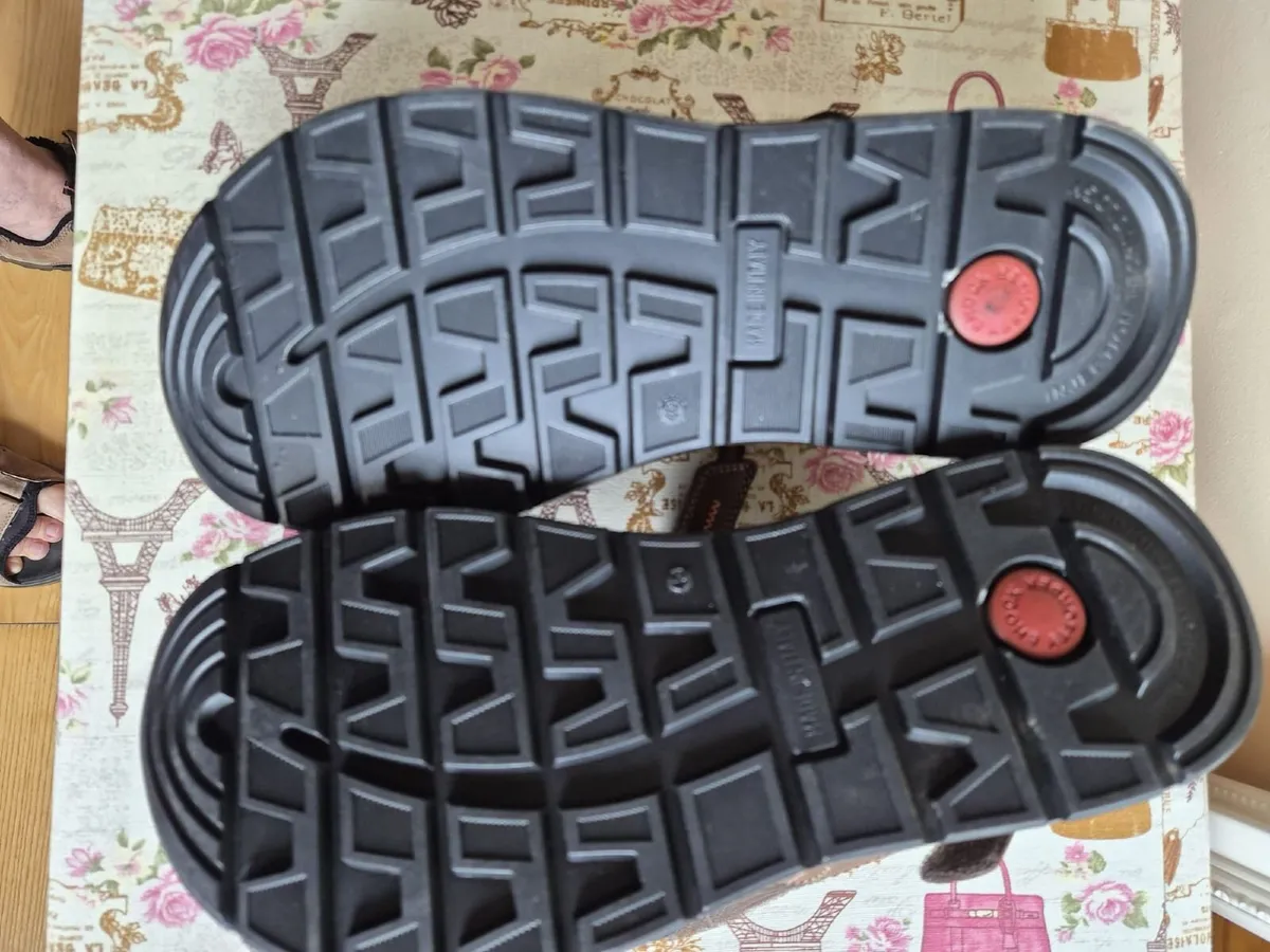 mens sandals - Image 2