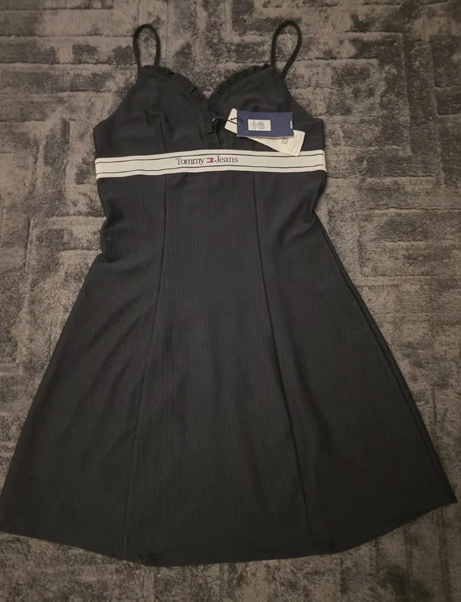 Tommy Jeans Logo Strappy Dress – Desert Sky  M - Image 2