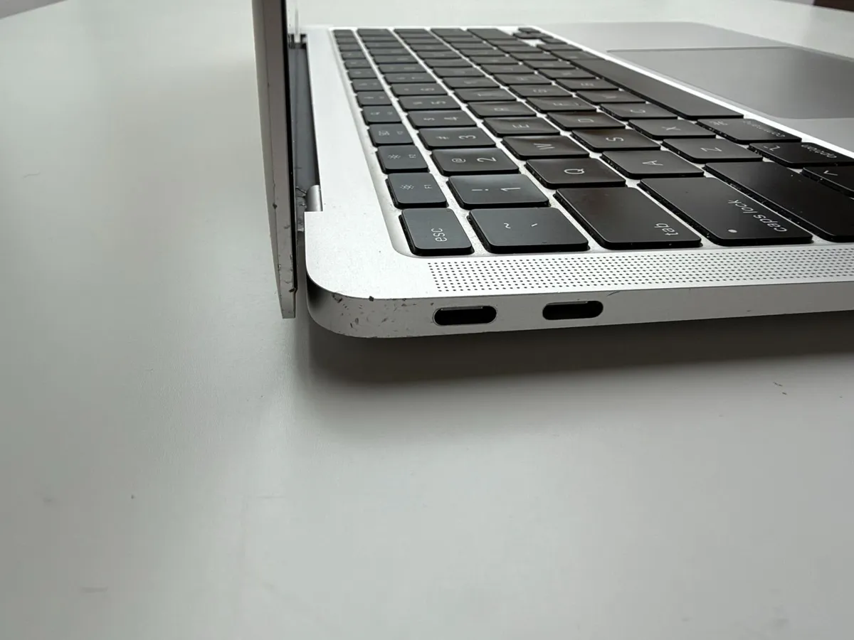 Macbook Air M1 256GB SSD 8GB Ram - Image 3