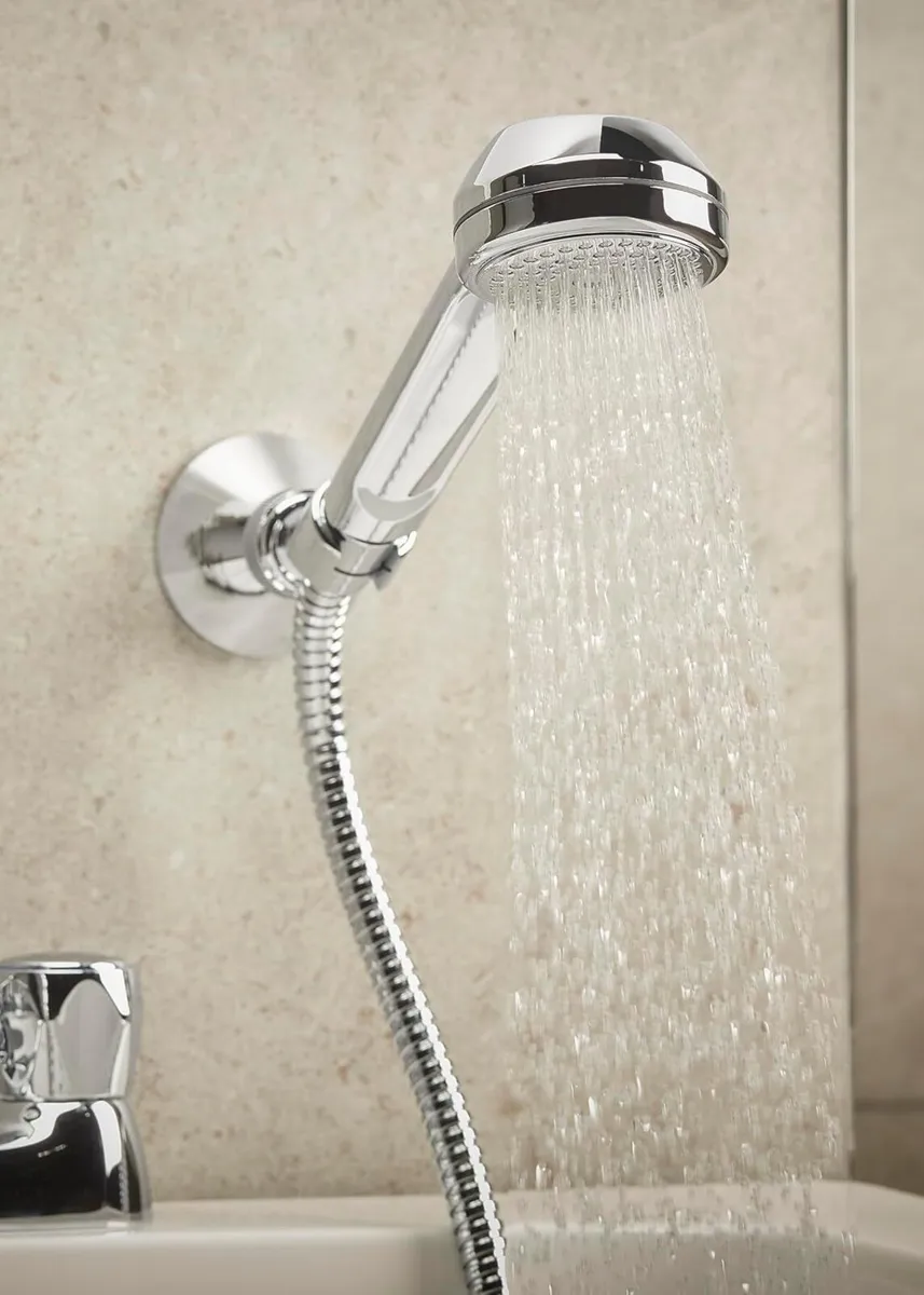 Bathroom Taps Chrome Bath Shower Mixer Tap Vac - Image 4