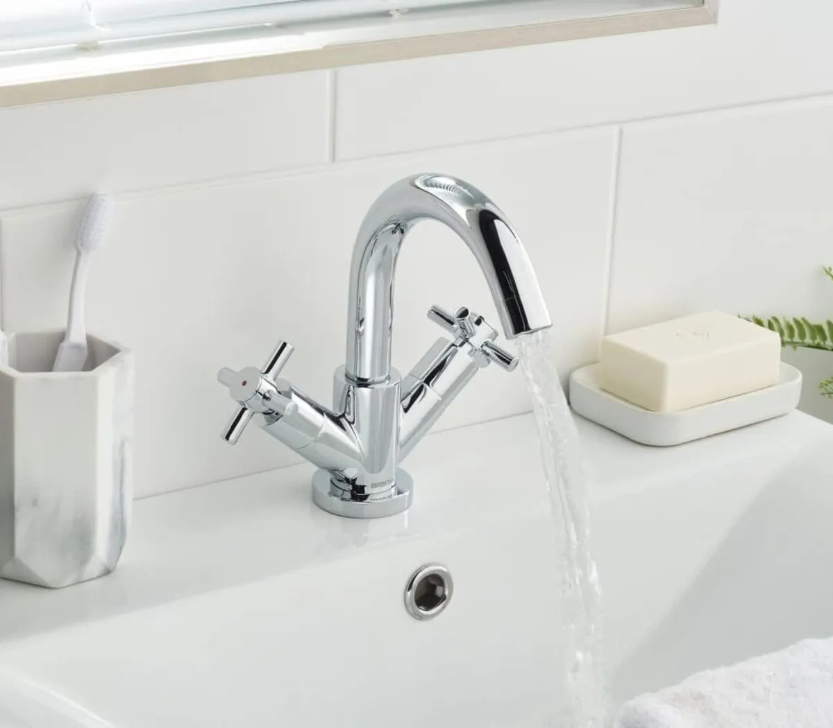 Bathroom Taps Chrome Basin Mixer Tap - Image 3