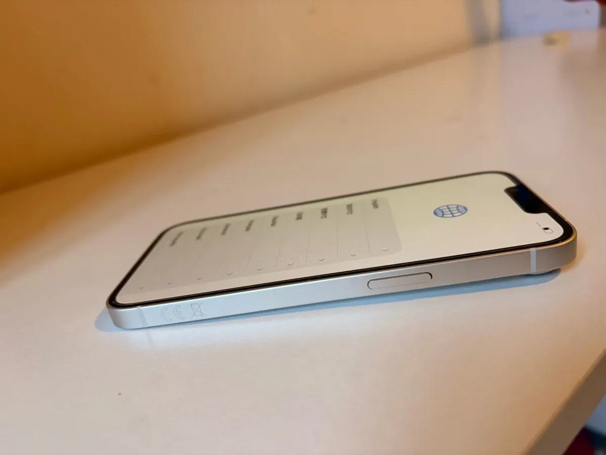 iPhone14,128GB - Excellent Condition - Image 4