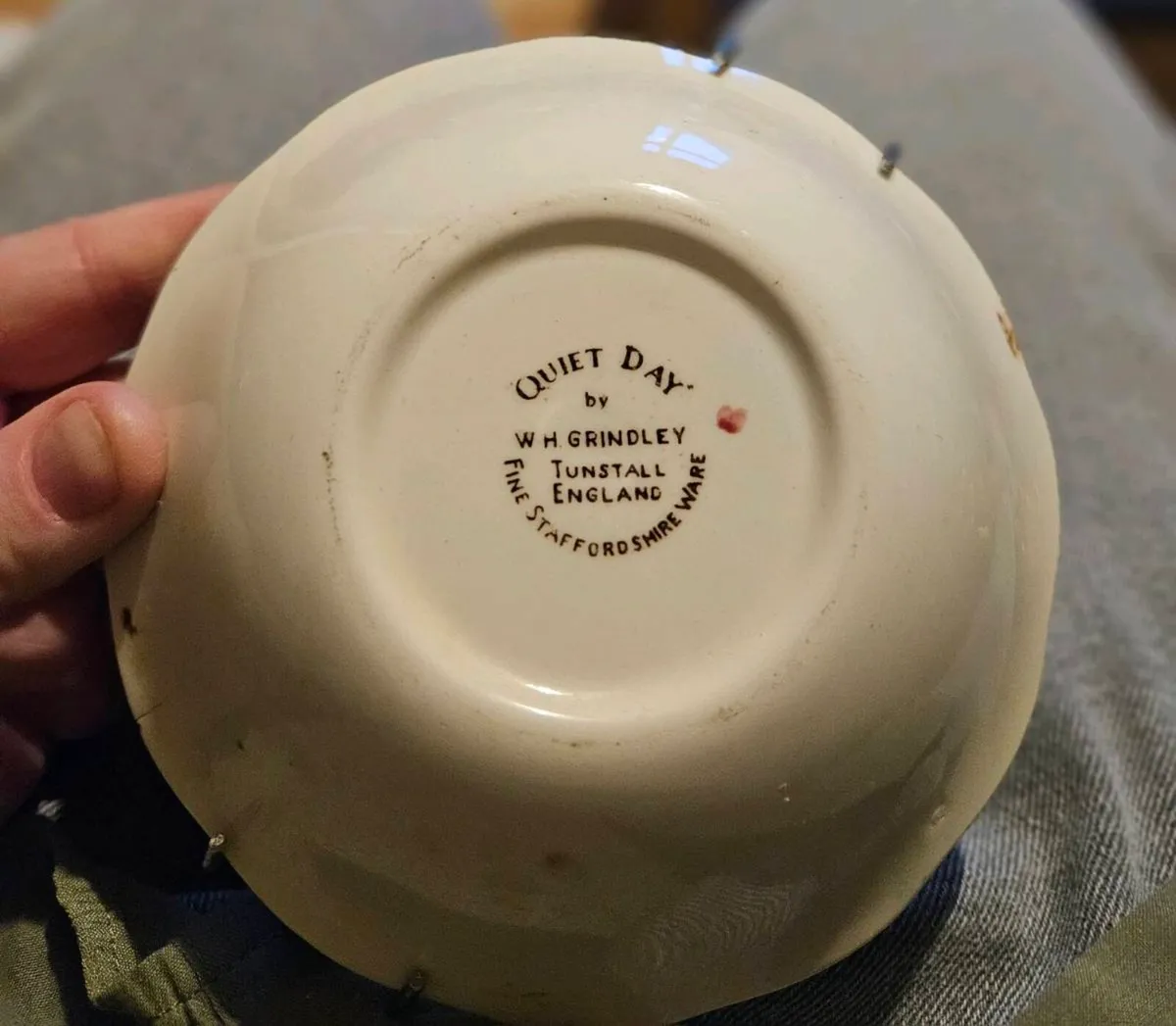 Small Handled Dish - Image 2