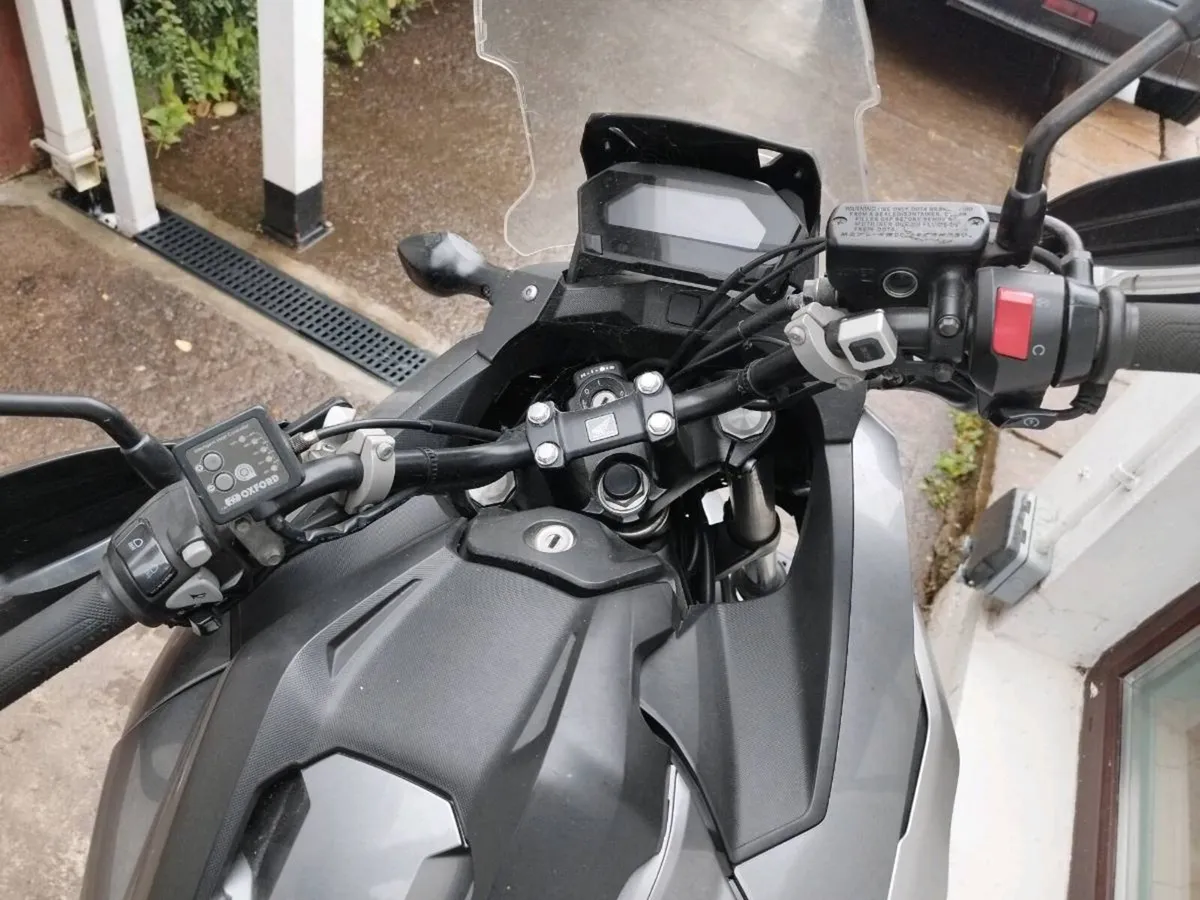 Honda NC750X Manual - Image 2