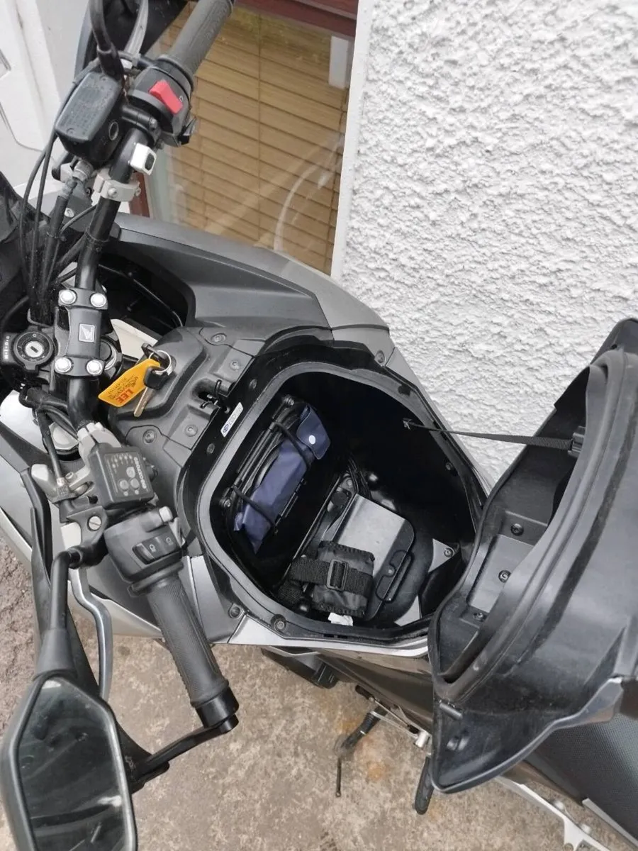 Honda NC750X Manual - Image 3