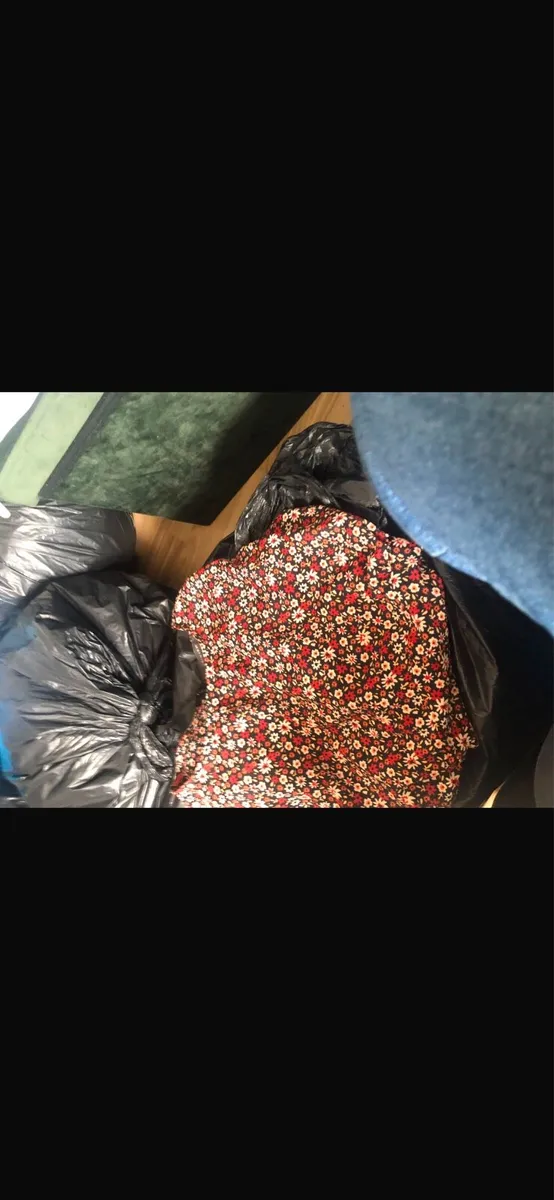 Clothes - Image 4