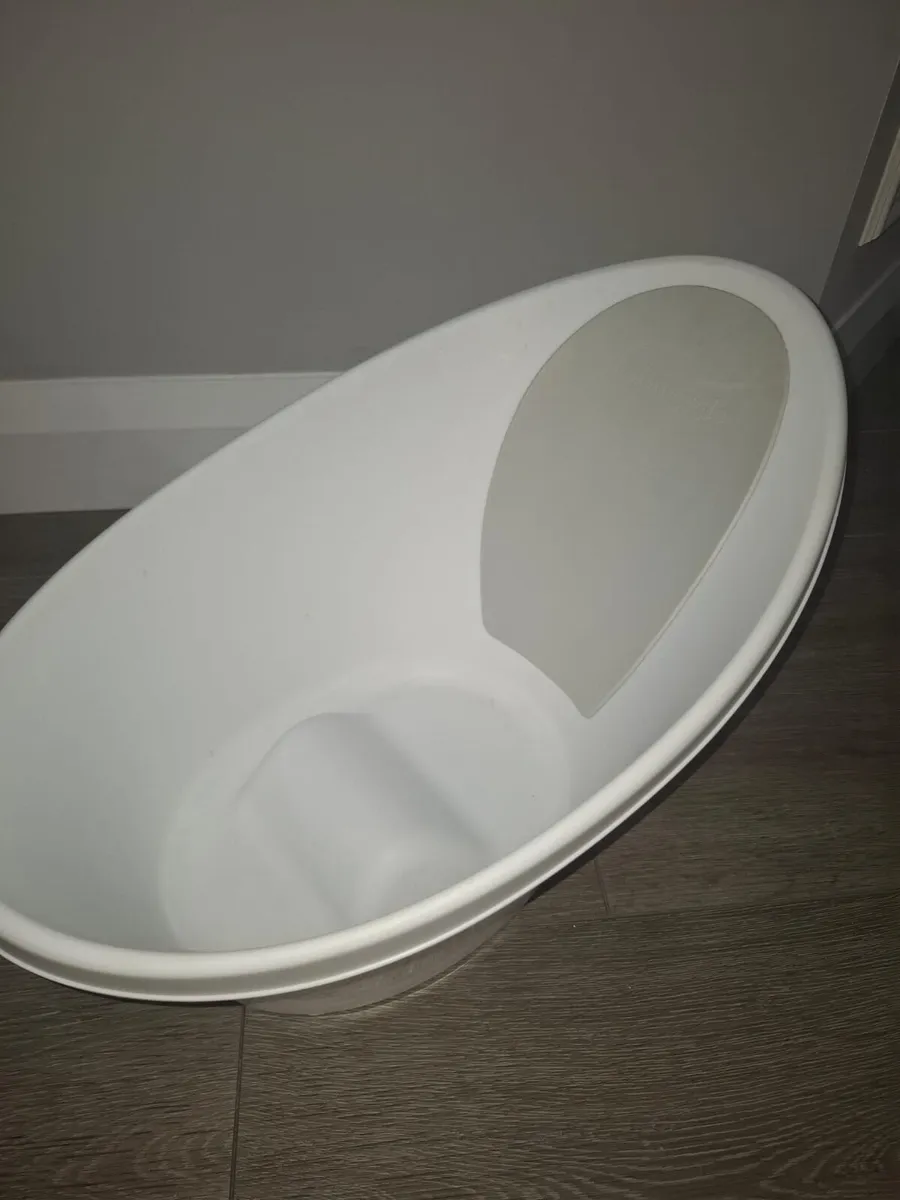 Shnuggle Bath - Image 1