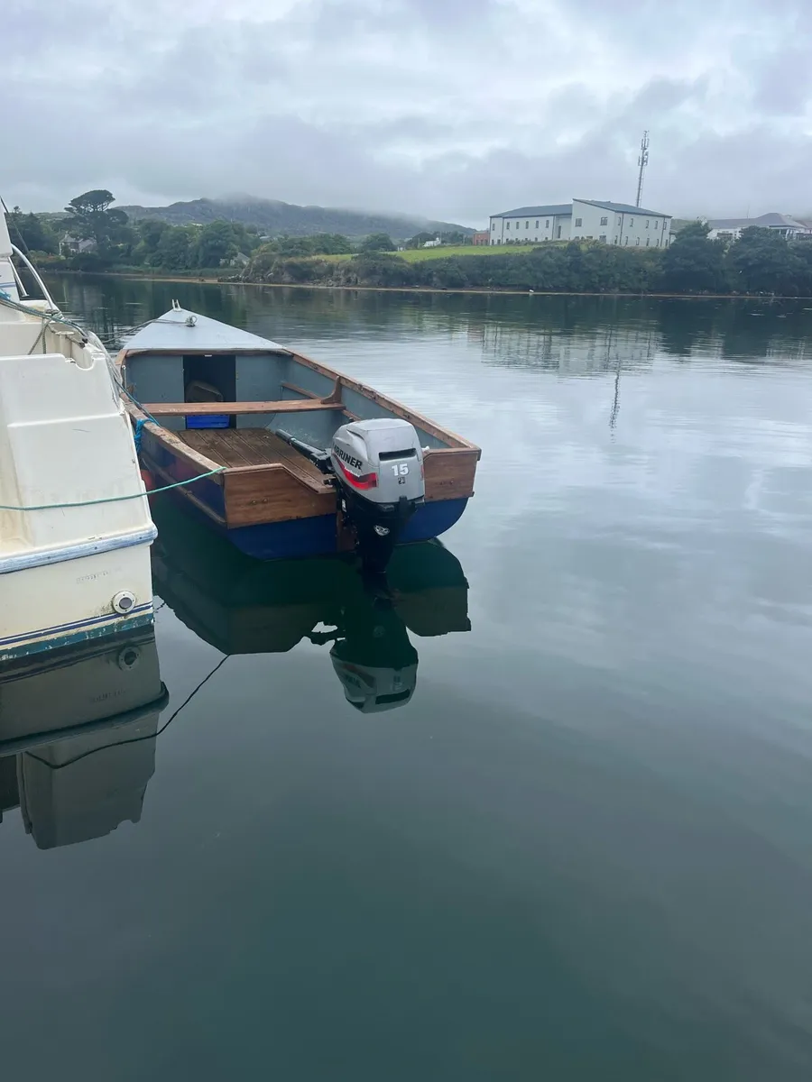 Boat and engine - Image 3