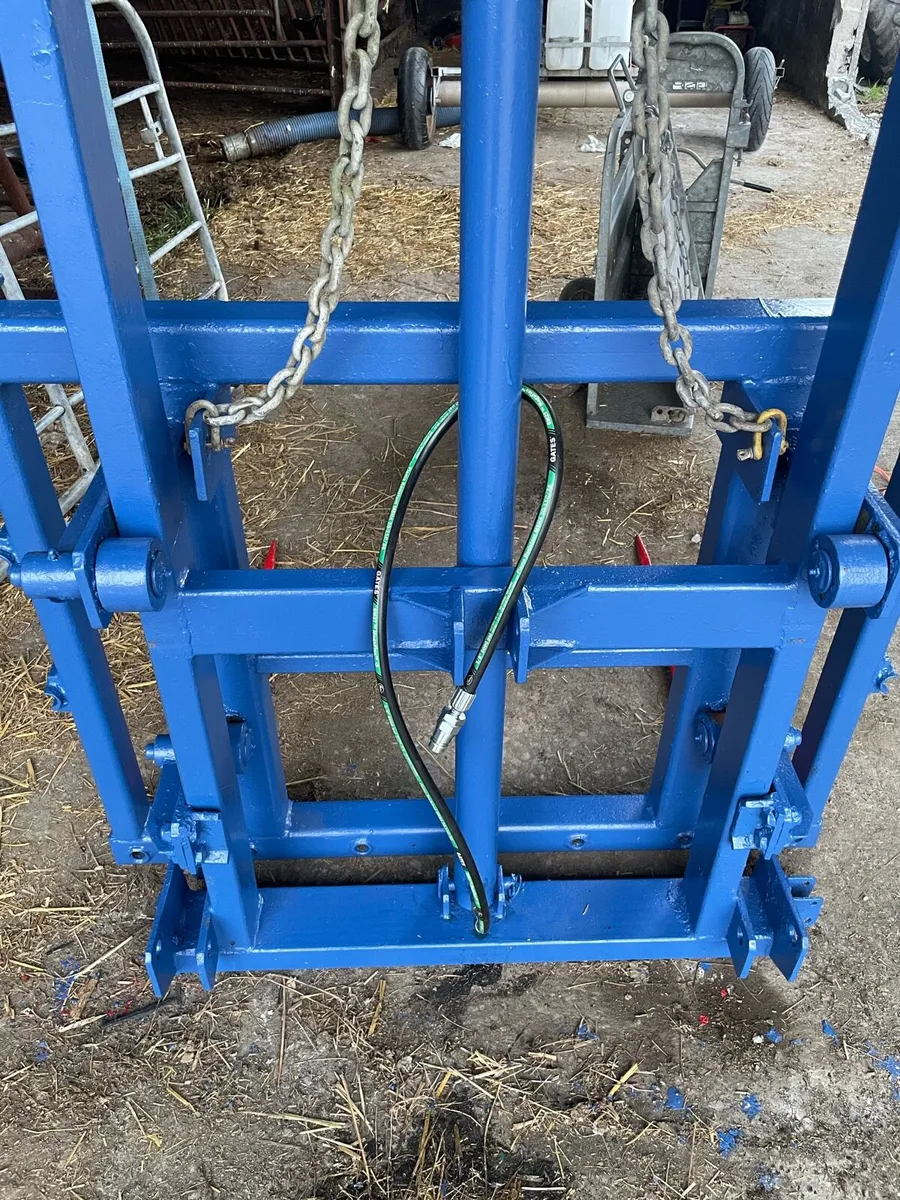 Bale Stacker - Image 1
