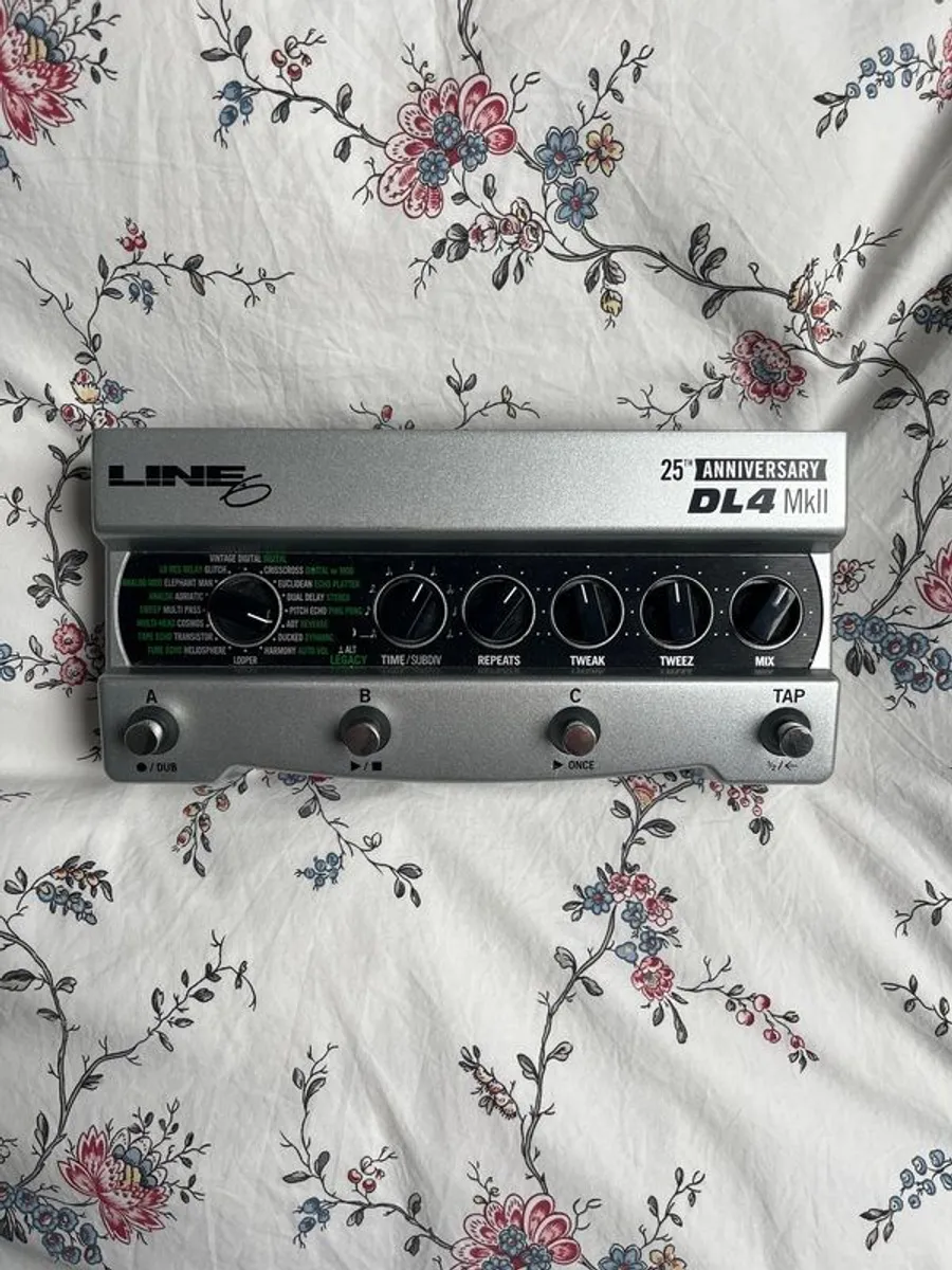Line 6 25th Anniversary DL4 MkII