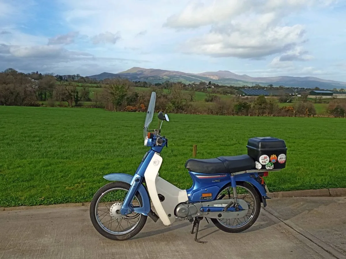 Cahir Castle Honda Run - Image 3