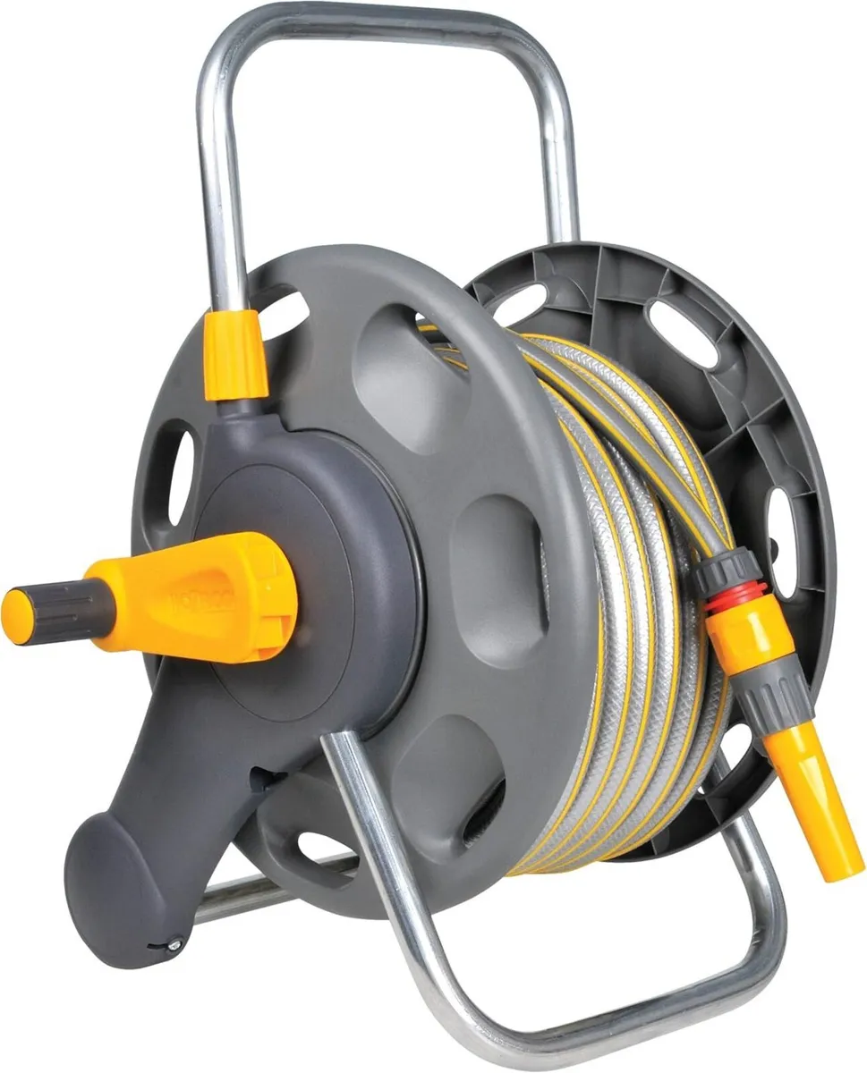Hozelock 60m Hose Reel Which Comes with 25m - Image 3
