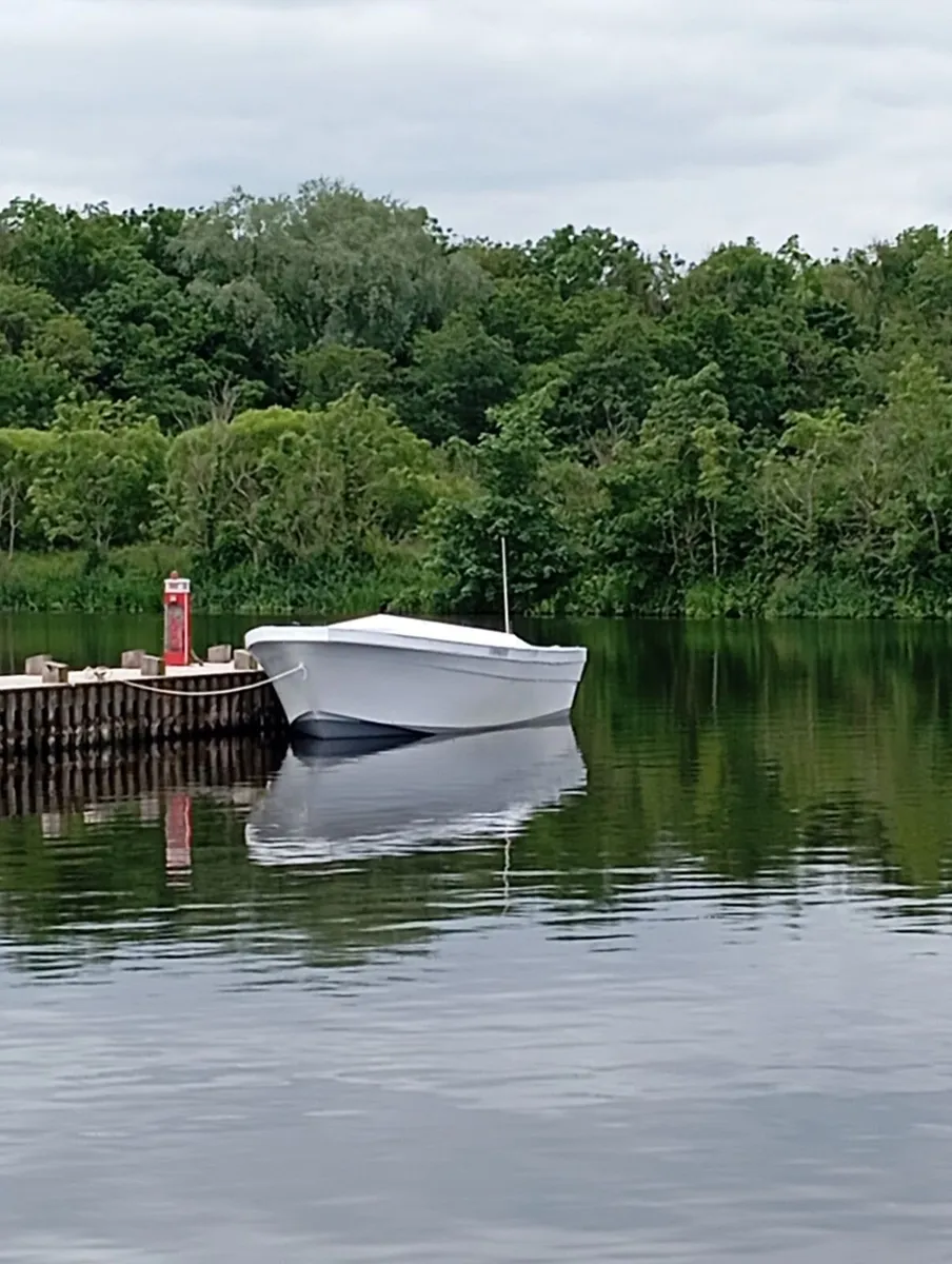 Boat - Image 4