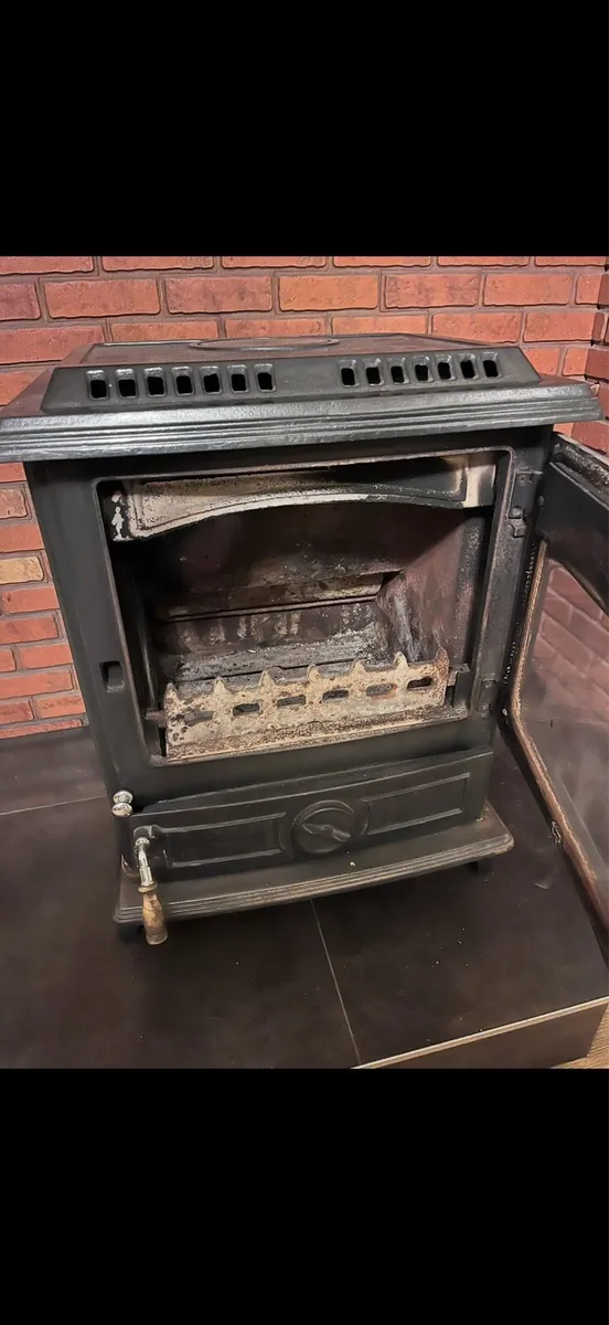 Blacksmith Stove - Image 1
