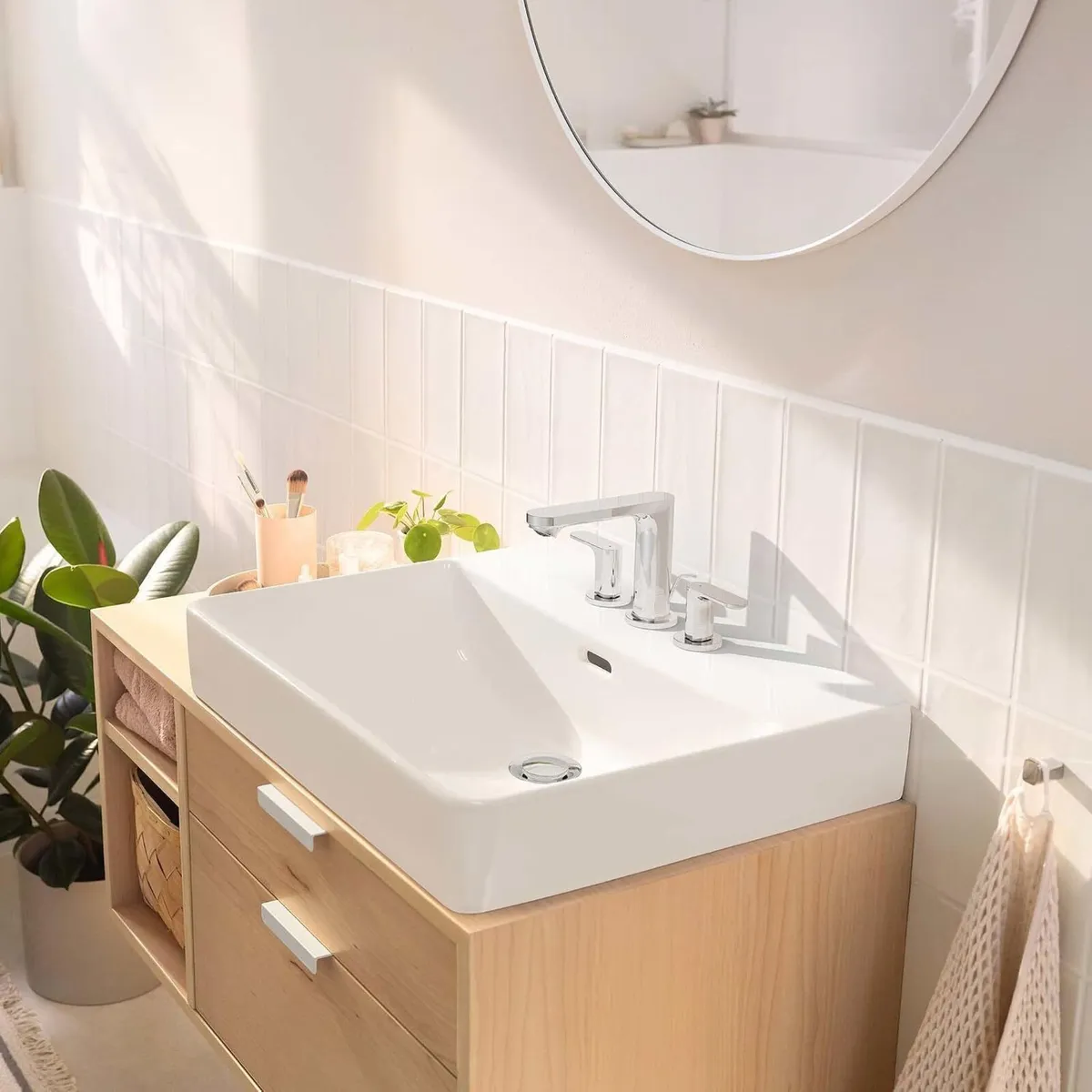 Rebris S 3-Hole Basin Mixer 110 with Pop-Up - Image 2