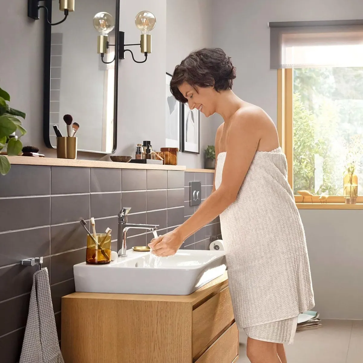 Rebris E Basin Mixer Tap 110 Energy-Saving Without - Image 2