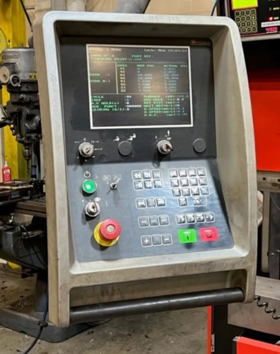 Amada HFE 220-4 press brake - Image 3