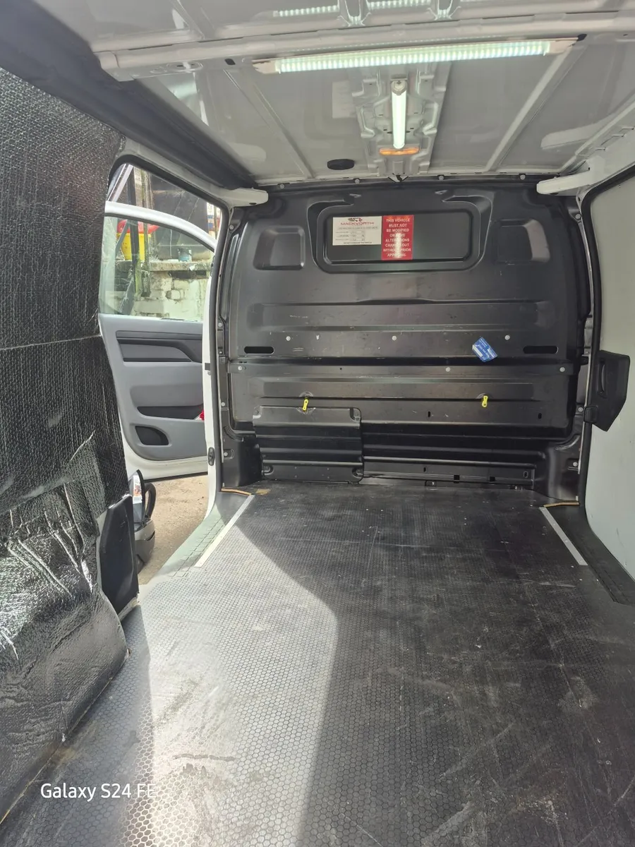 Peugeot Expert 2021 No Vat - Image 3