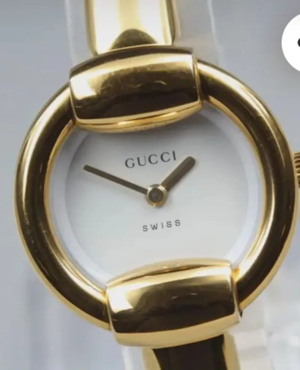GUCCI  Ladies Gold Bracelet Watch - Image 1