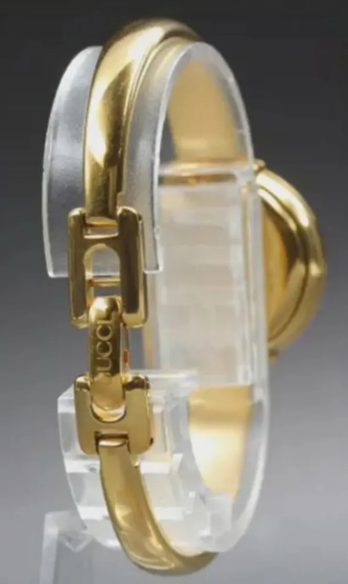 GUCCI  Ladies Gold Bracelet Watch - Image 2