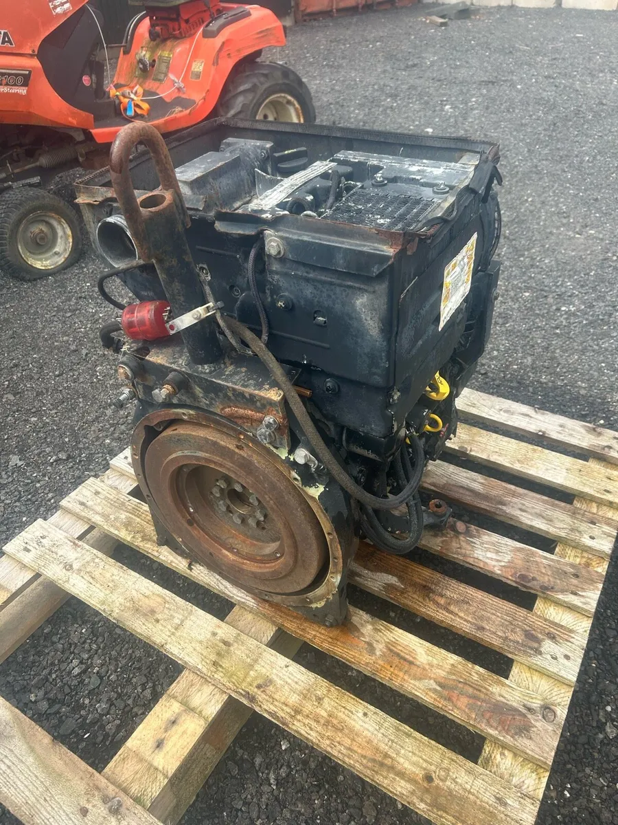 DEUTZ F2L1011F ENGINE - Image 3