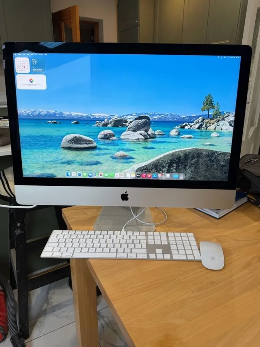 Apple iMac 27" Retina 5K (2020) - i5 6 Core, 16GB RAM, 512GB SSD - Image 1