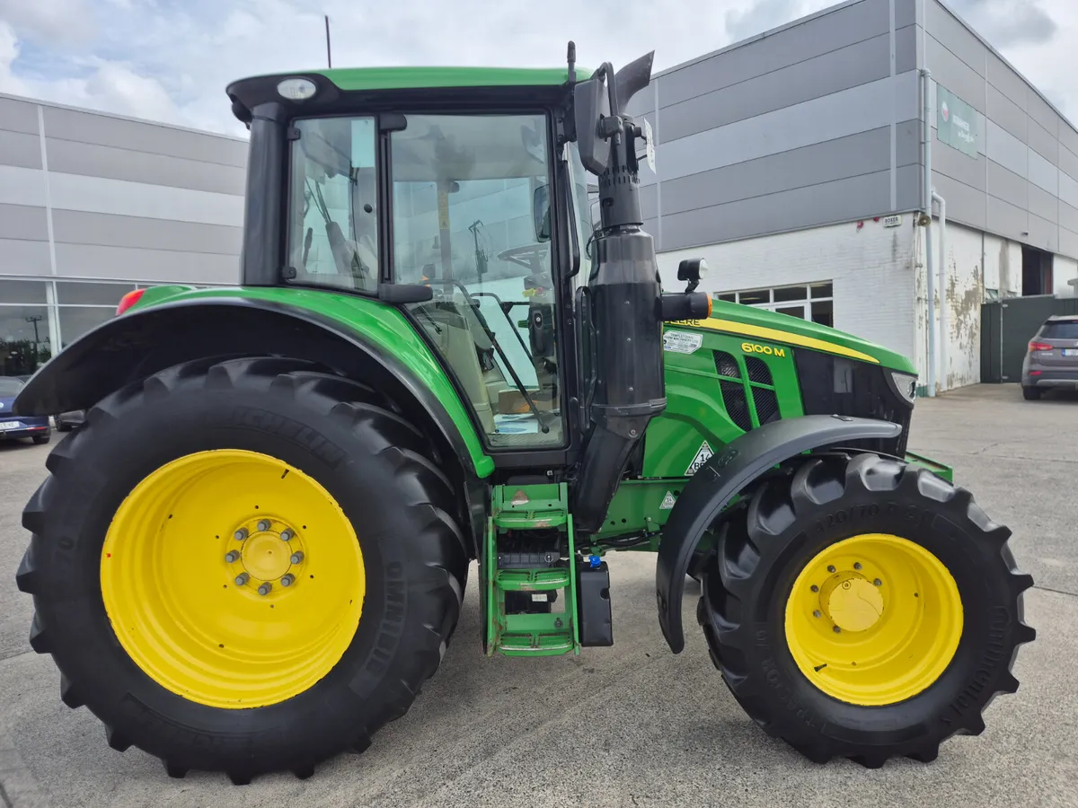 John Deere 6100M 2021 - Image 3