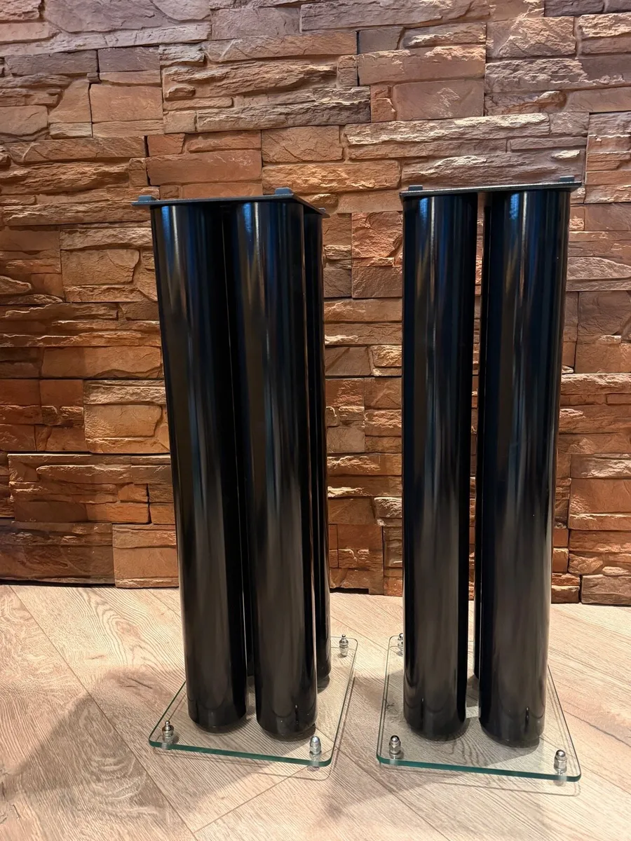 Speakers stand - Image 1