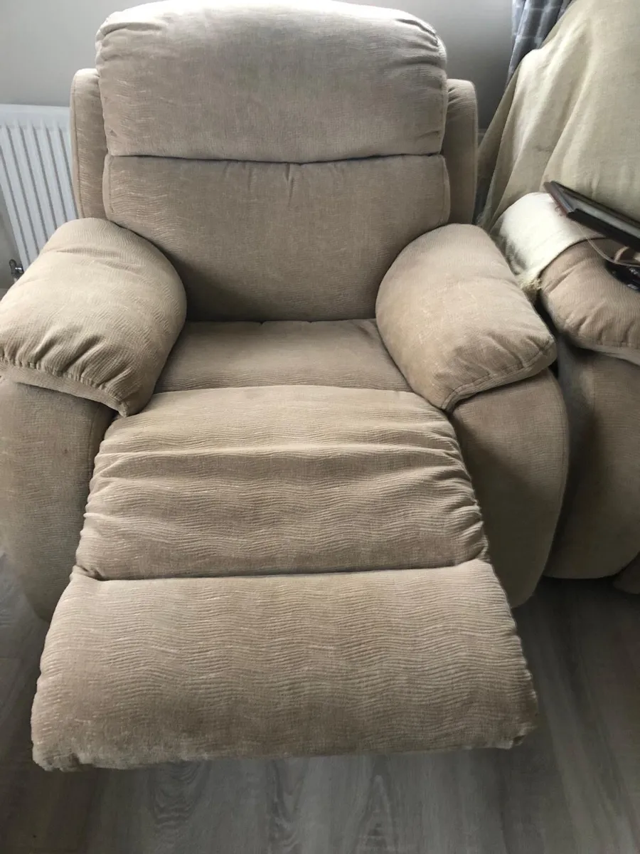 Couch - Image 2