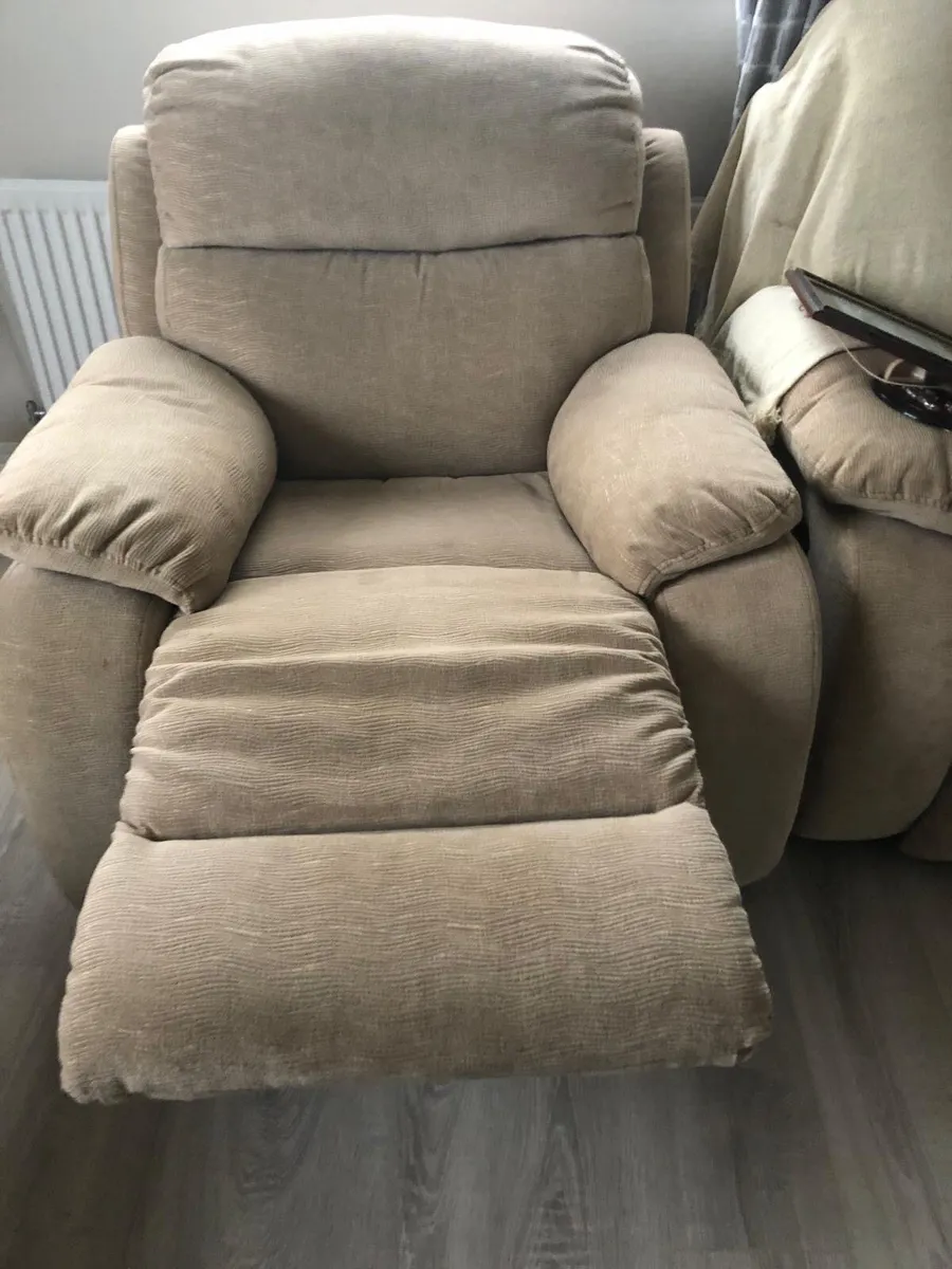 Couch - Image 3