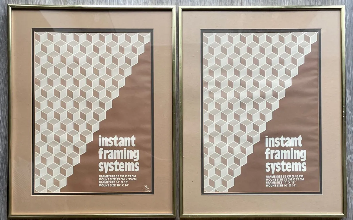 Gold Minimalist Photo / Poster Frames