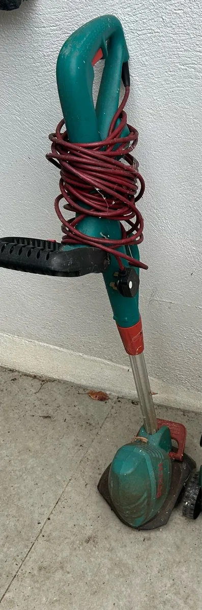Electric strimmer