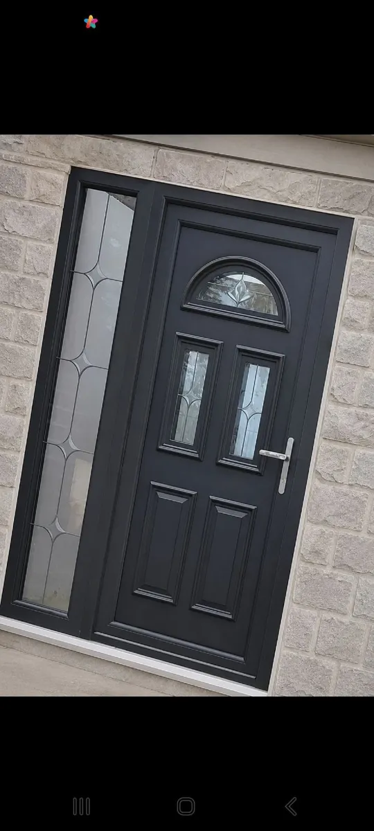 Front door and dishwasher - Image 1