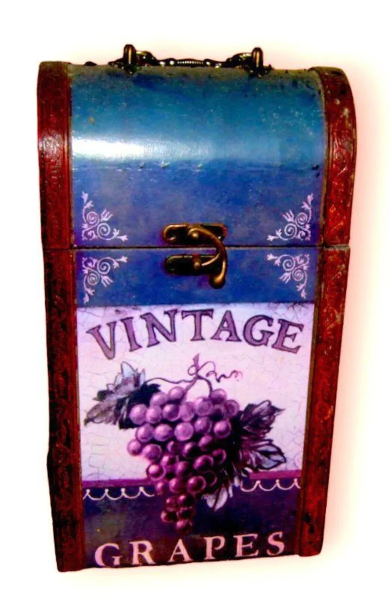 Vintage Wooden Double Wine Bottle Carrier - Image 1