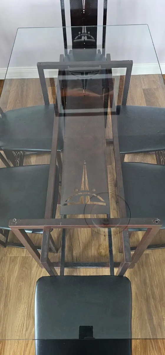 6 x Dining chairs & table - Image 1