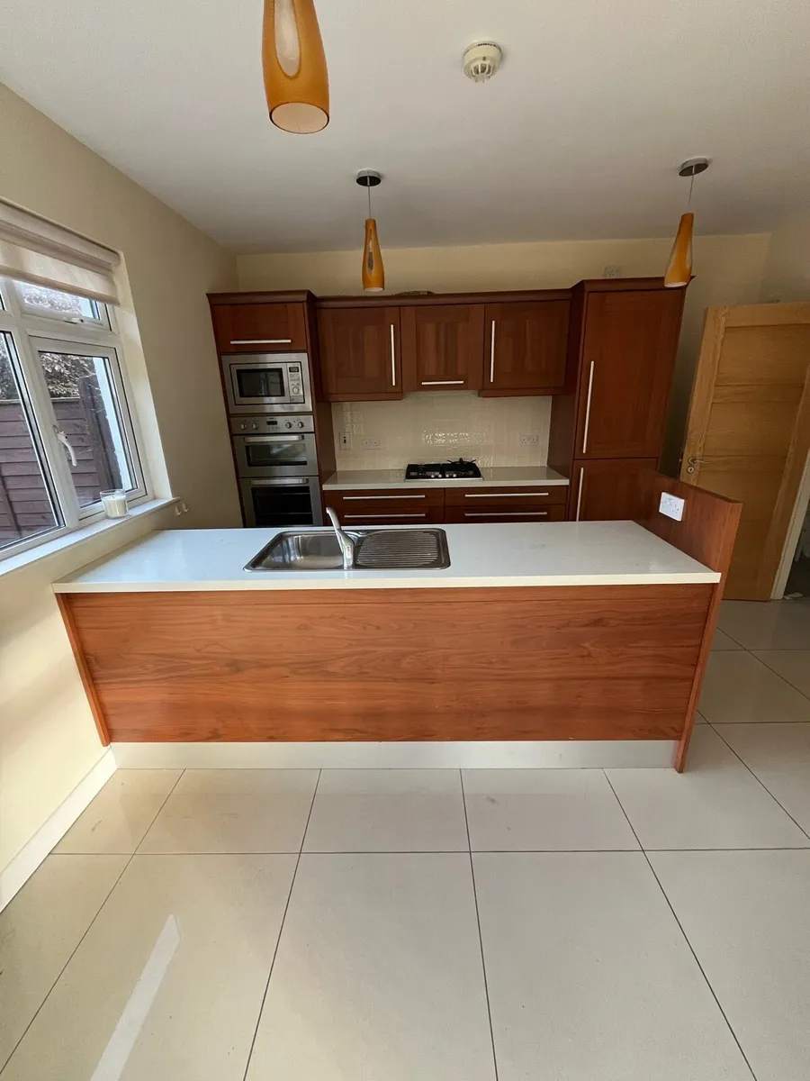 Kitchen units, 2 ovens, 2 microwave & dishwasher - Image 1