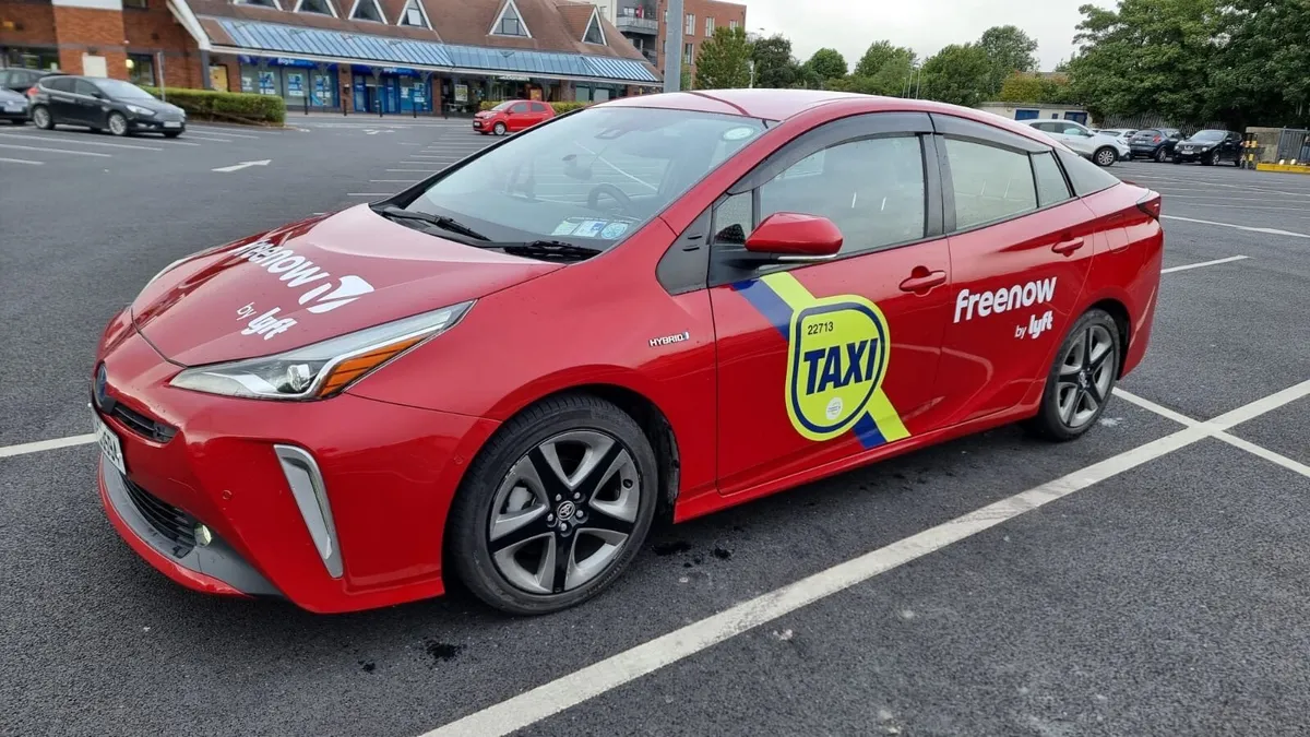 Toyata Prius  Saloon Taxi 191 - Image 1