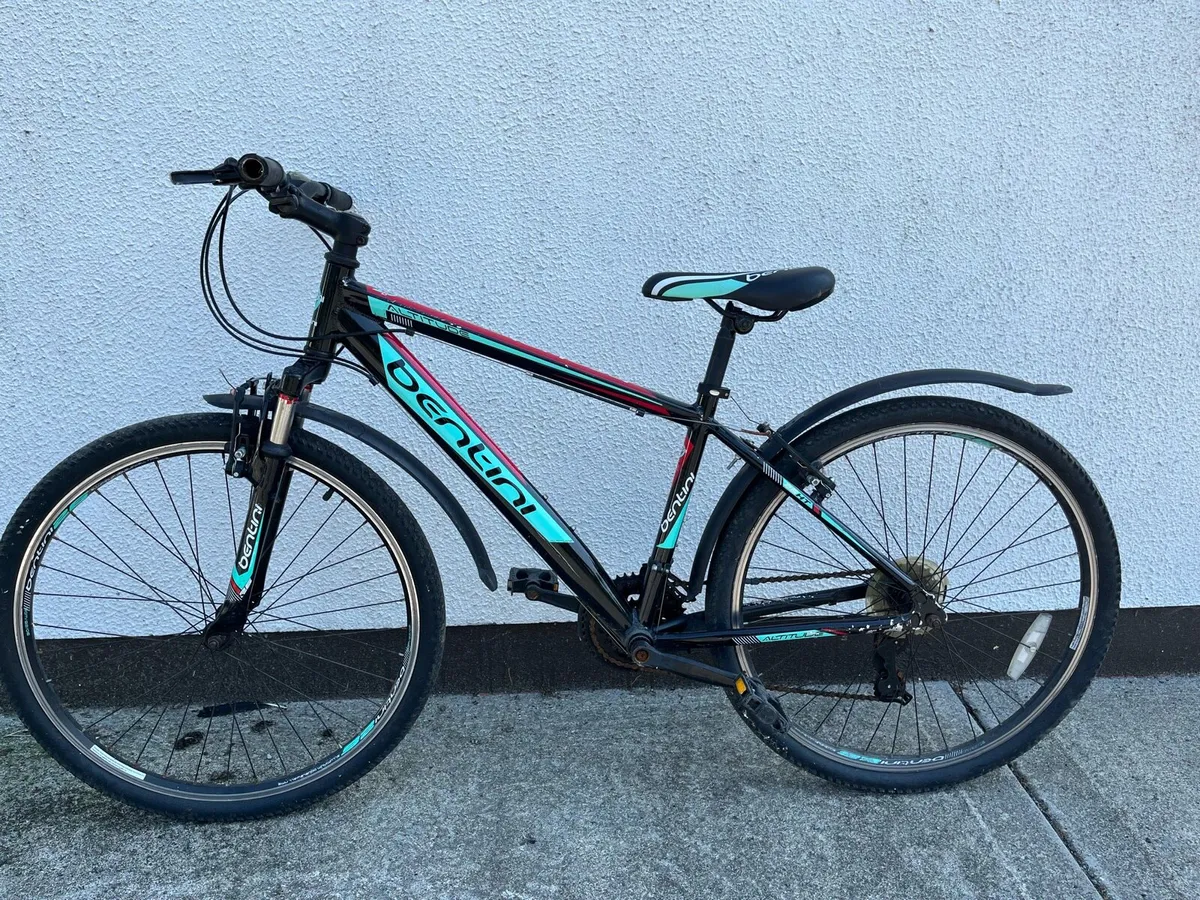 15” Boys Bentini Bike - Image 1