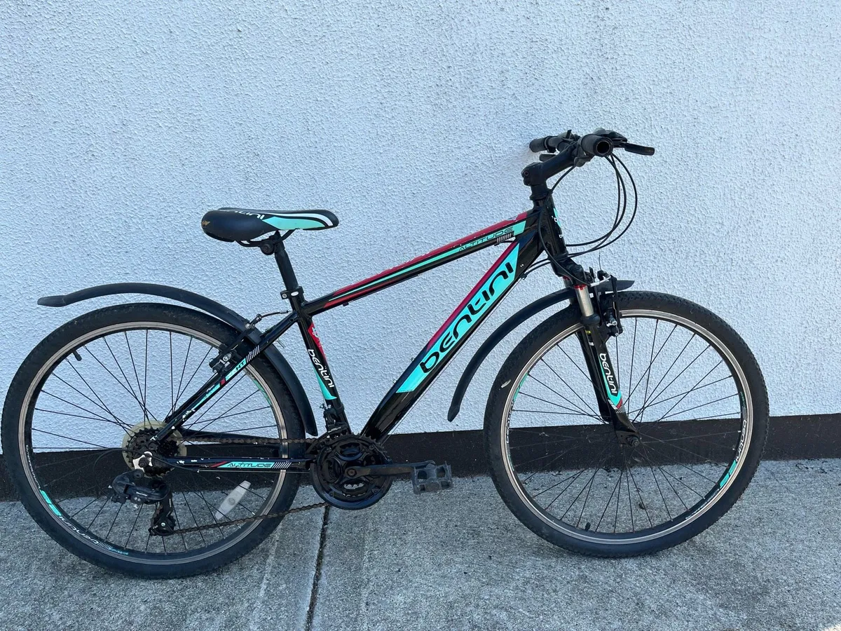 15” Boys Bentini Bike - Image 3