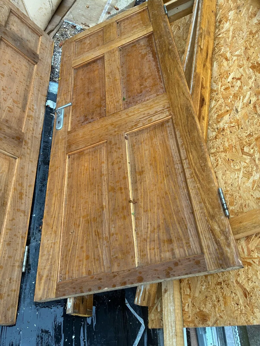 Wooden internal doors - Image 2