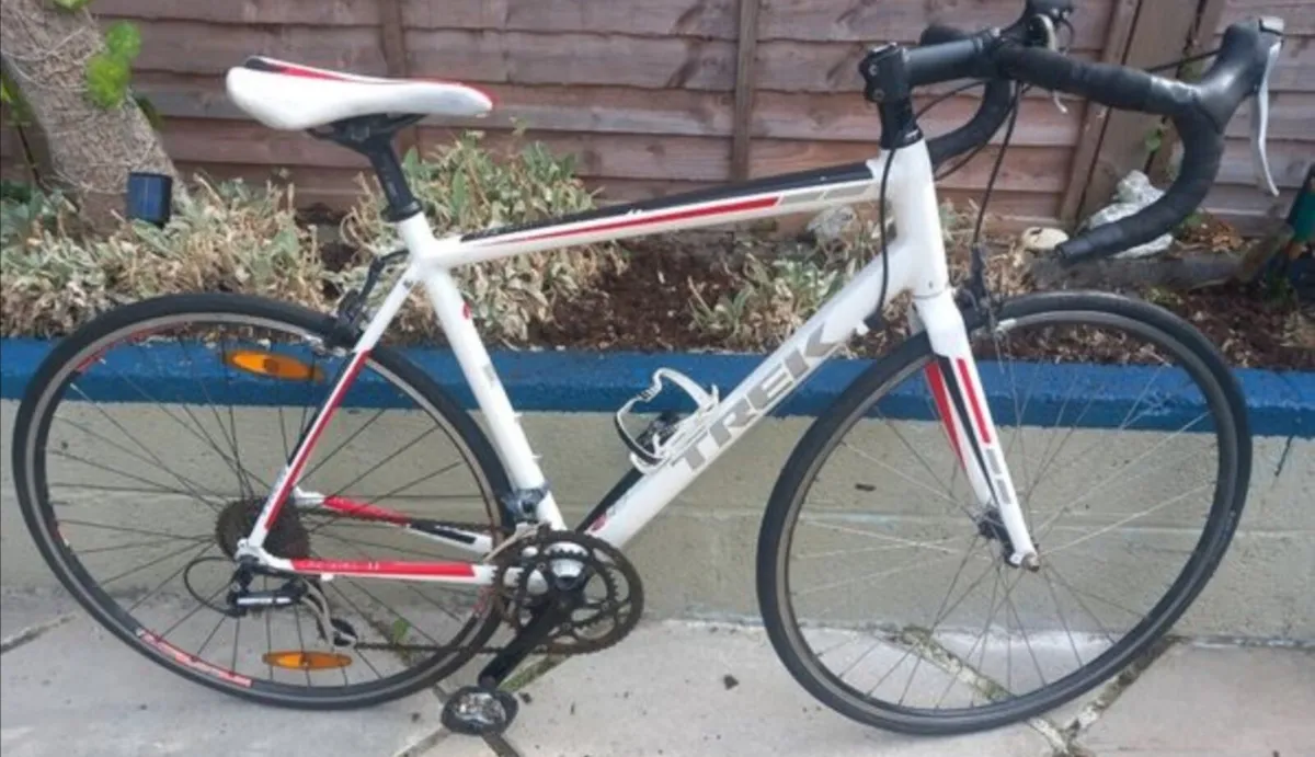 Trek roadbike - must see - Image 2