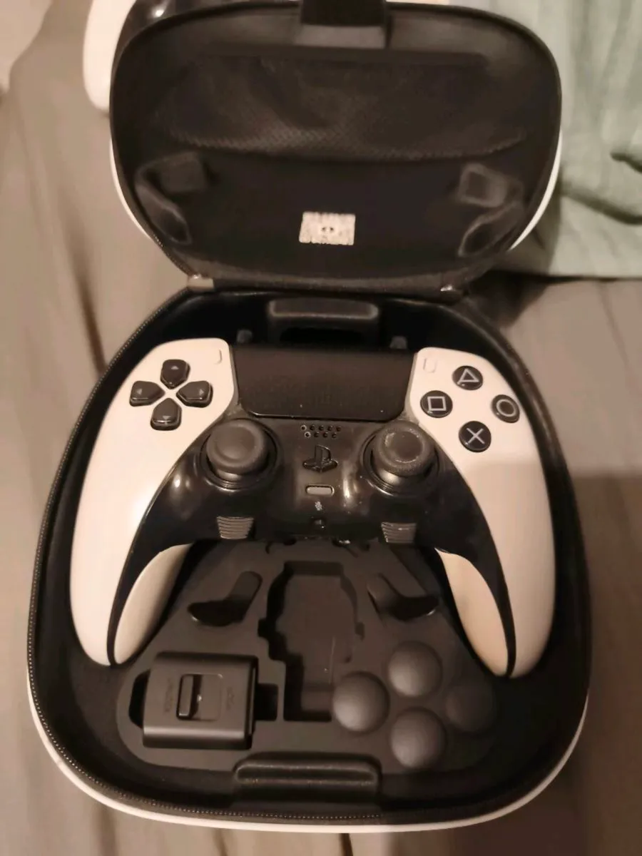Ps5 pro controller - Image 1