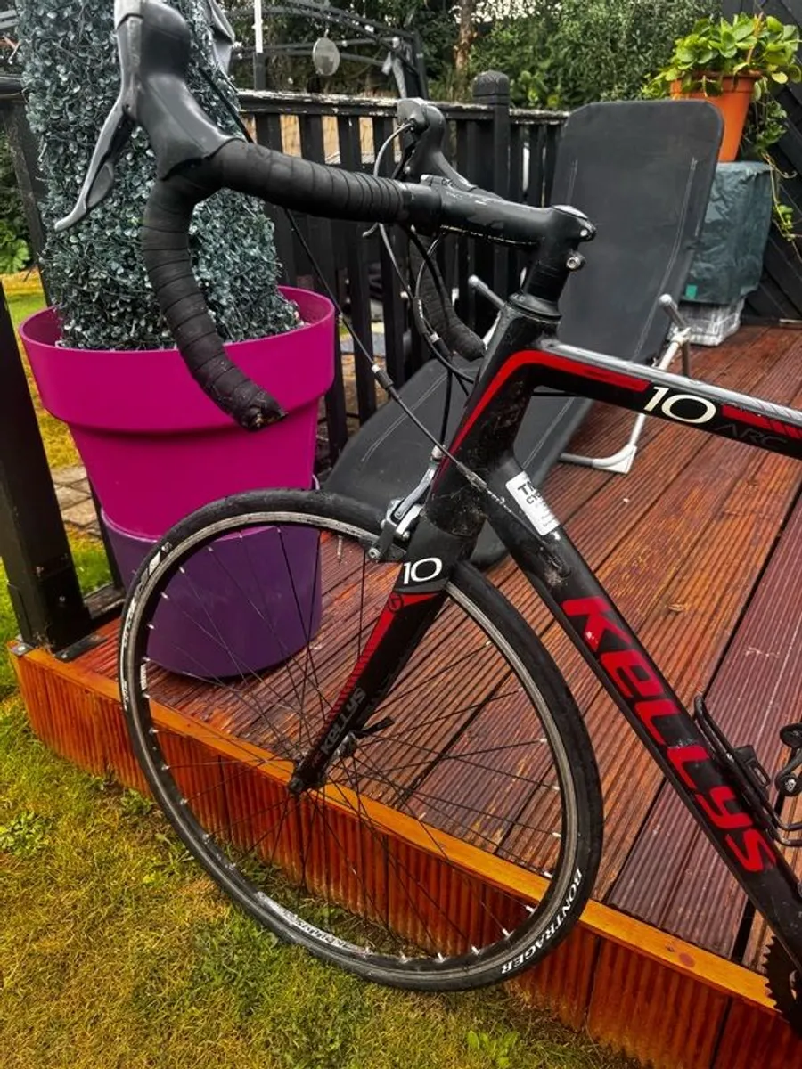 Kellys ARC 10 road bike - Image 3