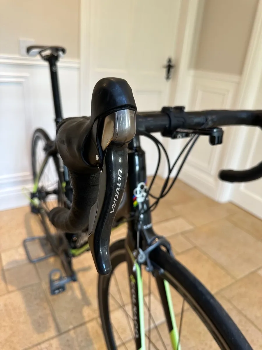 Colnago CLX 3.0 Carbon Road Bike - Image 2
