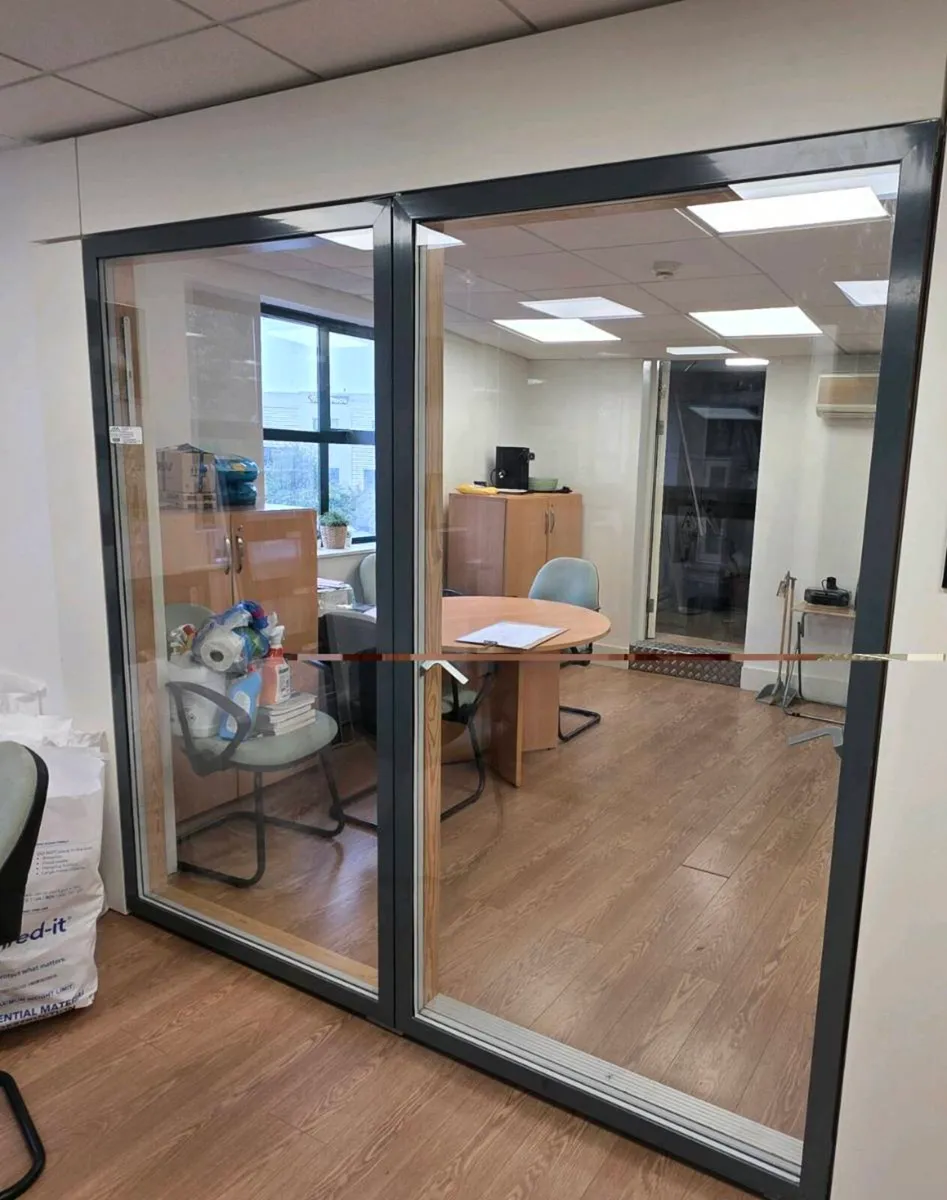 Patio Doors and Windows aluwood - Image 3