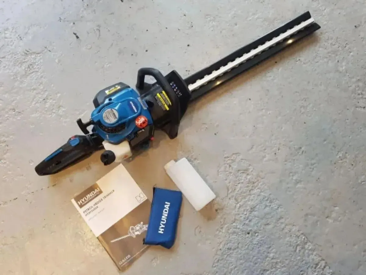 HYUNDAI PETROL HEDGETRIMMER - FOR SALE - Image 1
