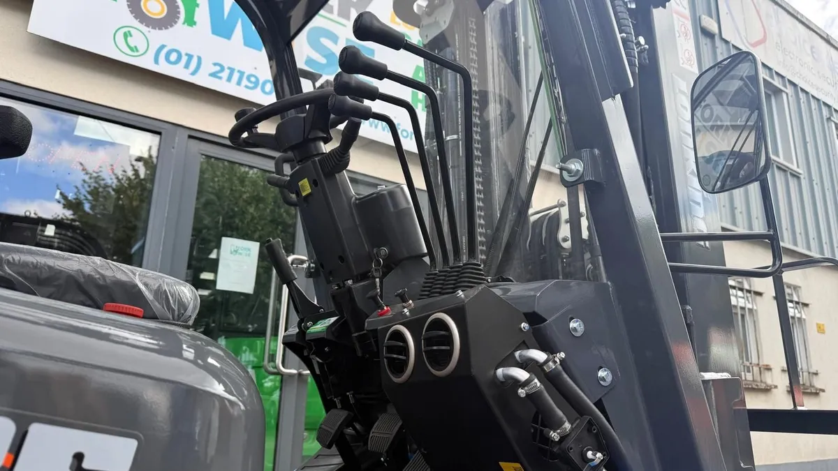 New 3.5T Diesel Forklift Lonking LG35DT 4.5m - Image 2