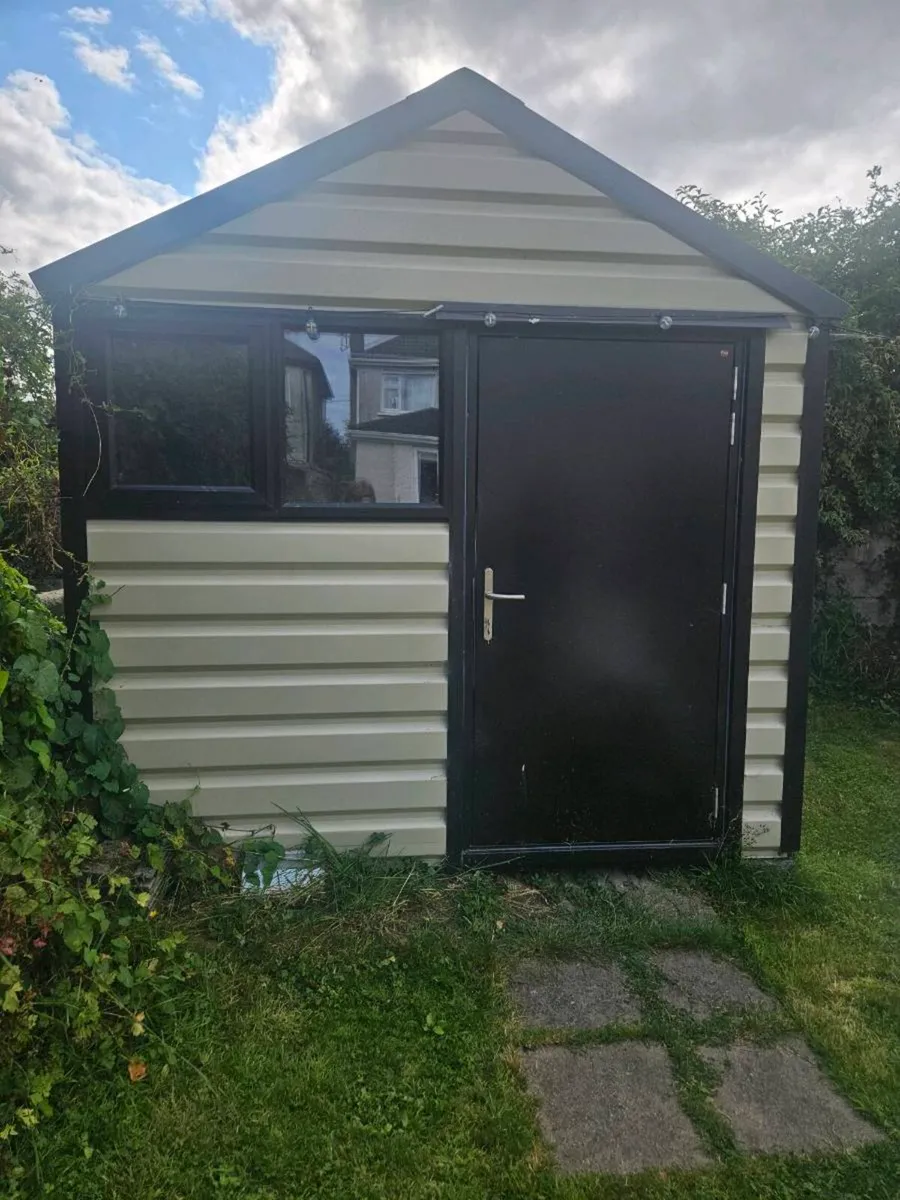 Clane steel shed - Image 1